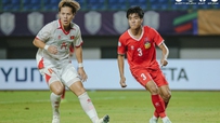 HLV U23 Lào bất ngờ khen cầu thủ Việt kiều của U23 Việt Nam
