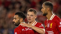 Tân binh hơn 100 triệu của Liverpool ghi bàn giúp đội nhà giành chiến thắng
