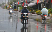 Dự báo thời tiết ngày 11/10: Mưa lớn tại một số khu vực ở Trung Bộ; Nam Bộ có mưa dông chiều tối, biển động mạnh