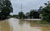 Mưa lớn tiếp diễn ở Trung Bộ, cảnh báo nguy cơ lũ quét và sạt lở đất