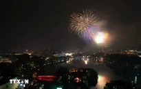 Đêm giao thừa, Bắc Bộ và Trung Bộ có mưa vài nơi, Tây Nguyên, Nam Bộ ít mưa