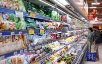 Thị trường mùng 6 Tết: Hàng hoá dồi dào, giá cả ổn định