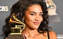 Nghệ sĩ mới xuất sắc nhất Grammy: Olivia Dean - Hình mẫu mới của làng nhạc