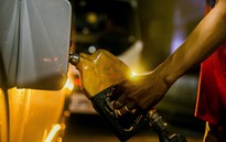 Giá dầu hạ nhiệt trước các nỗ lực tăng nguồn cung