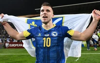 Cầu thủ chơi lớn, mời toàn bộ CĐV của CLB uống bia sau khi giành vé World Cup 2026