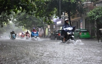 Thời tiết Hà Nội ngày đầu kỳ thi lớp 10: Sáng có lúc có mưa rào và dông, trưa và chiều trời nắng