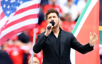 Michael Bublé - tiếng hát ấm áp của Canada tại World Cup 2026