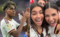 Bạn gái người mẫu của Lamine Yamal vỡ òa khi Tây Ban Nha vào chung kết World Cup 2026