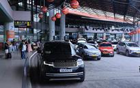Điều chỉnh làn đón xe dịch vụ tại nhà ga T1 sân bay Nội Bài