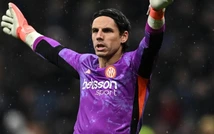 Inter Milan: Yann Sommer, đừng là con ong trong tay áo!
