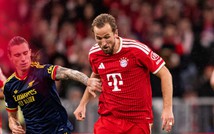 Bayern Munich và Arsenal chia điểm sau màn rượt đuổi hấp dẫn