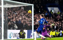 Palmer bỏ lỡ cơ hội khó tin, Chelsea mất điểm đáng tiếc ở Ngoại hạng Anh