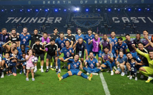 Bóng đá Việt Nam và bài học từ Thái Lan