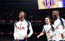 Tottenham chìm trong cuộc chiến trụ hạng: Sống trong sự sợ hãi