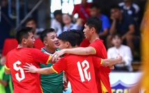 Đội tuyển Việt Nam tụt 2 bậc trên bảng xếp hạng FIFA, bị Indonesia vượt mặt