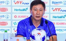 HLV Kim Sang Sik dự lễ bốc thăm Asian Cup 2027 đêm nay