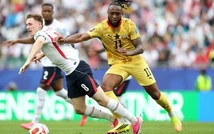 Man City phá kỷ lục chuyển nhượng, sao tuyển Anh kiểm tra y tế ngay tại World Cup