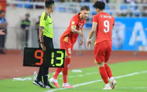 Đình Bắc lên tiếng sau khi bị HLV Kim Sang Sik thay ra sớm