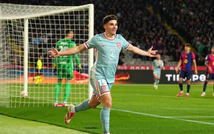 Vì sao Barcelona rất cần Julian Alvarez?