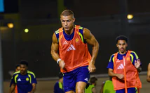 Ronaldo hội quân cùng Al-Nassr sau đám cưới, gây chú ý với diện mạo mới