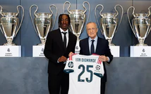 Từ đôi dép trắng đến Real Madrid: Hành trình đặc biệt của Yan Diomande