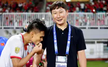 Báo Hàn Quốc: 'Phép thuật' của HLV Kim Sang Sik vẫn nguyên vẹn