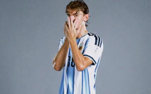 Argentina chốt người kế vị Messi: Sao trẻ 21 tuổi nhận áo số 10 huyền thoại