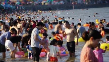 Tăng mạnh lượng đặt phòng lưu trú tại các địa điểm du lịch biển đảo