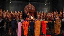 Cung nghinh xá lợi Phật Thích Ca Mâu Ni trên núi Bà Đen