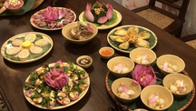 Lãng du cùng hồn sen Hà Nội: Nơi ẩm thực kể chuyện văn hoá