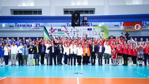 Thua ngược Thái Lan, tuyển bóng chuyền nữ Việt Nam giành ngôi á quân SEA V.League 2025
