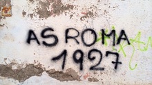 Góc Anh Ngọc: Derby Roma trên những bức tường thủ đô