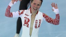 Ngỡ sàn đấu như nhà, VĐV Nga suýt gặp sự cố ‘lộ hàng’ ở Olympic Sochi