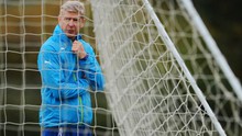 Wenger linh hoạt chiến thuật trận gặp Anderlecht