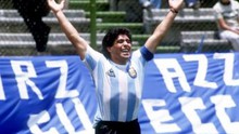 Diego Maradona và món quà sinh nhật sớm... 28 năm