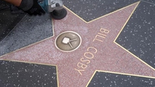 Ngôi sao của Bill Cosby trên Đại lô Danh tiếng Hollywood bị viết bẩn