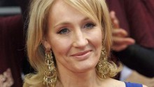 Khéo chiều độc giả như bà Rowling