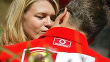 Michael Schumacher chảy nước mắt khi nghe giọng nói của người thân