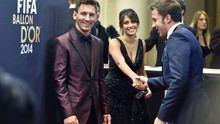 CHÙM ẢNH Trên thảm đỏ Gala Quả bóng Vàng 2014: Vợ Messi mặc đồ gợi cảm, che mờ... chồng