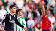 Con số bình luận: Chiếc thẻ đỏ thứ 9 trong sự nghiệp Cristiano Ronaldo