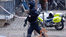 Các tay súng 'khủng bố' tấn công họa sỹ vẽ tranh biếm họa tại Đan Mạch