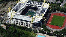 Phát hiện có bom, sân nhà của Dortmund bị sơ tán