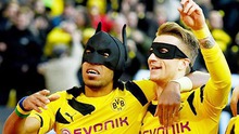 'Người dơi' Aubameyang hợp sức cùng 'Robin' Reus giúp Dortmund thắng derby