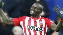 'Ngôi sao đen' Senegal ghi bàn, Southampton đe dọa Man United