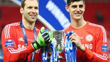 Courtois: 'Cech có thể học hỏi từ tôi'