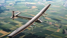 Chuyến vòng quanh thế giới đầu tiên của máy bay năng lượng mặt trời