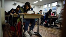 Hàn Quốc phát triển ứng dụng điện thoại thông minh ngăn sinh viên tử tự