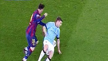 Tổng hợp những lần Messi 'xâu kim' đối thủ mùa này