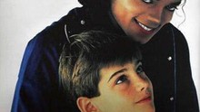 Michael Jackson lại bị 'tố' lạm dụng trẻ trai: Bi kịch từ tình yêu