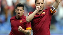 Roma hòa Atalanta 1-1: Chết chìm trong cảm hứng Totti